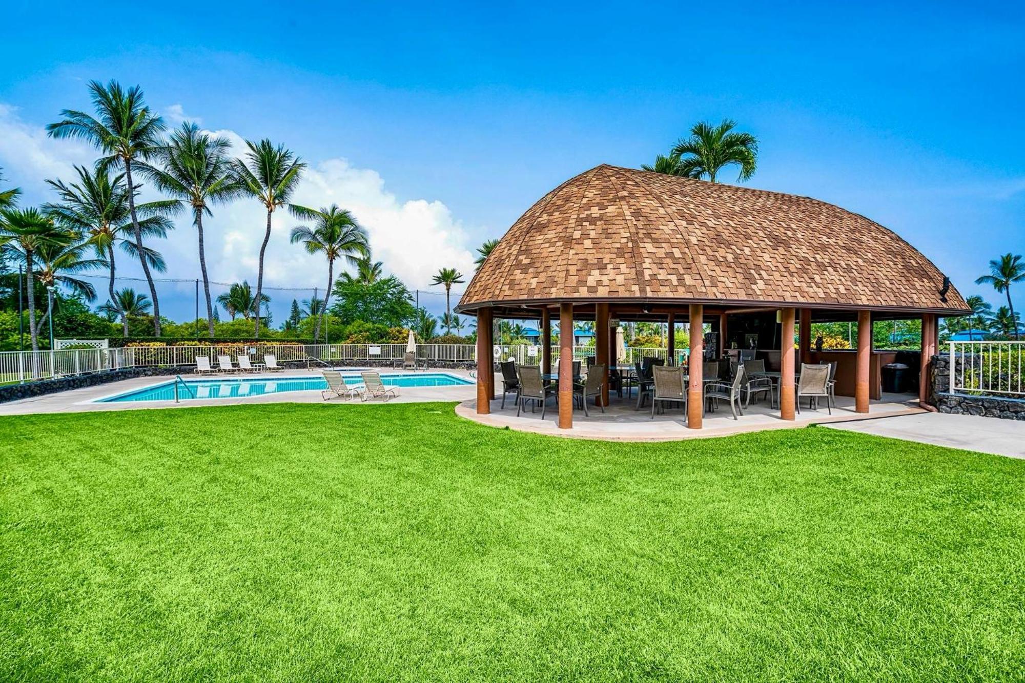 Newly Renovated Condo With Sup Paddle Boards And Golf Clubs Included Kailua-Kona Ngoại thất bức ảnh